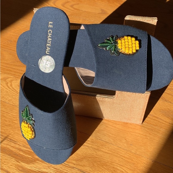 Women’s Pineapple Slides - Picture 7 of 9
